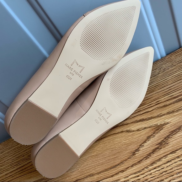 Marc Fisher NWT Seluna LEATHER Flats Size 6.5 Nude Tan Cushioned Insole - Picture 5 of 7